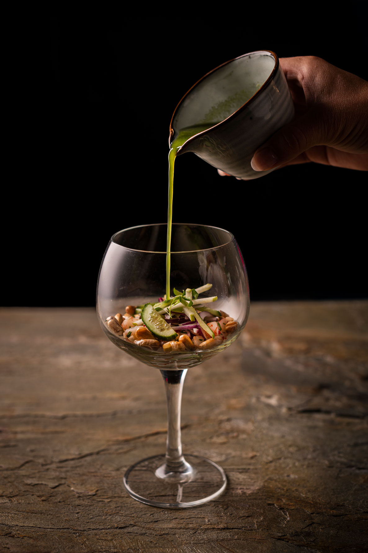 ceviche-contrast-foto-food-product-donker